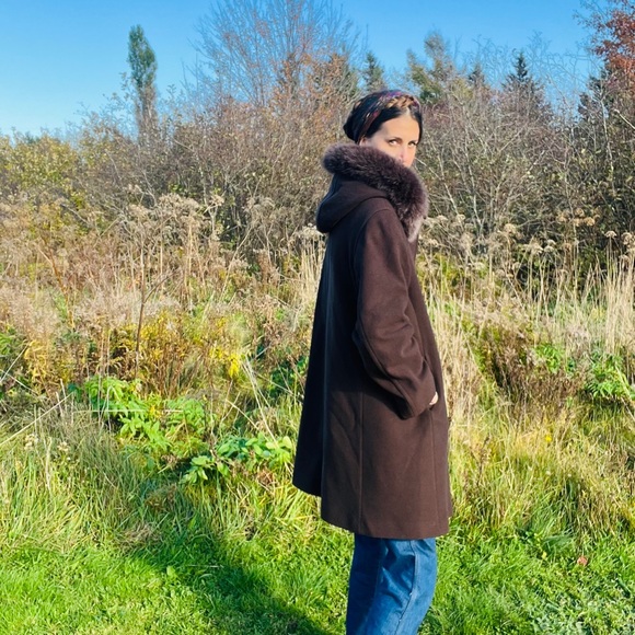 Wool + Cashmere Coat with fox trimmed hood - Picture 9 of 9